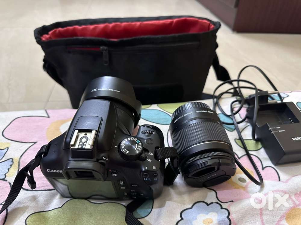 Canon EOS 1300D DSLR + Prime Lens