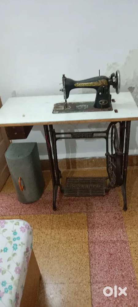 Merritt Sewing machine