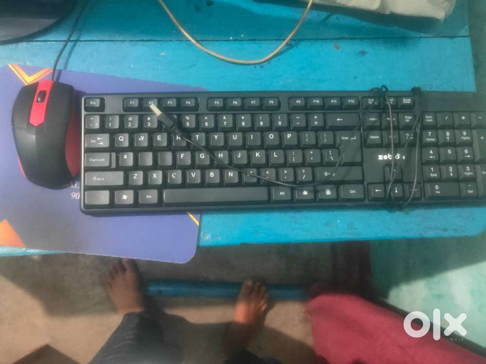 keyboard and mouse
