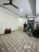 1 bhk semi furnished near Saket Metro station