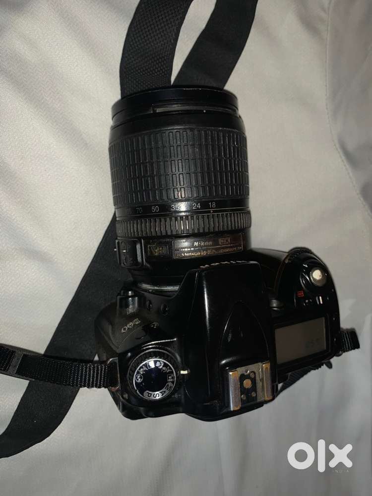 Nikon D90 DSLR camera