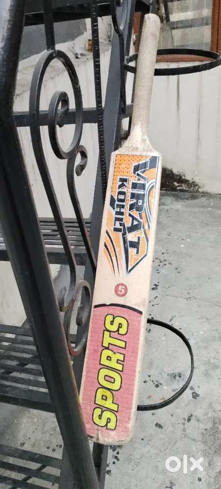 Cricket bat wooden
