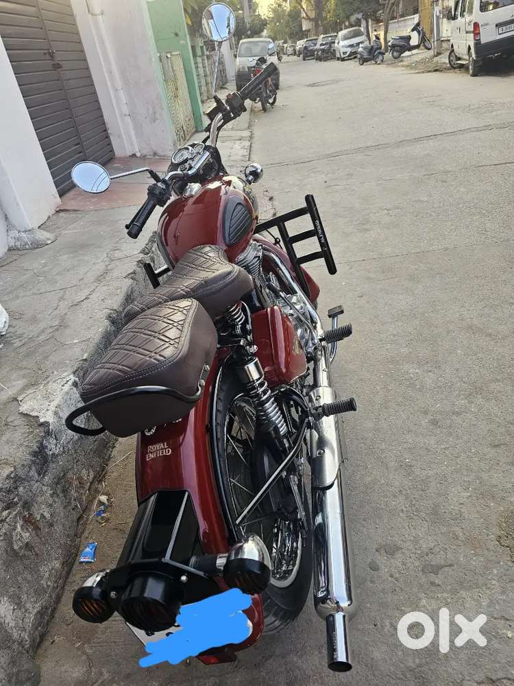 Very good condition 1st onwer  new tyre