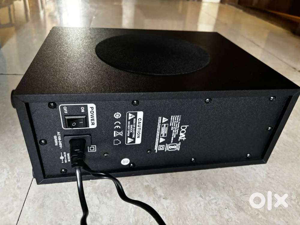 New condition boat soundbar