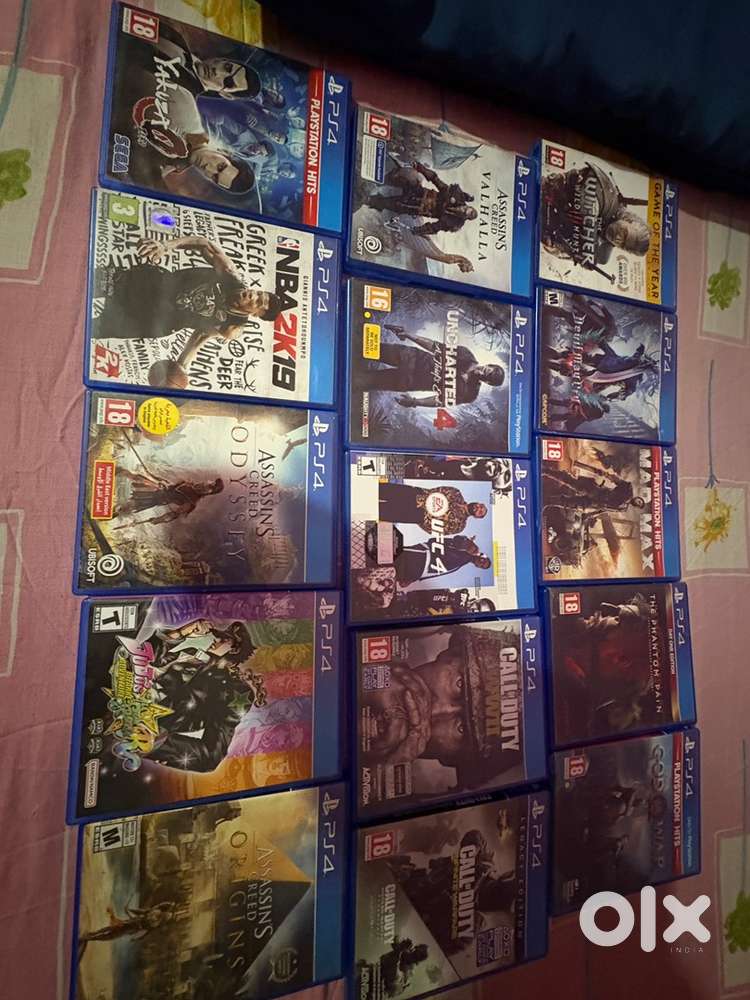 Ps4 games disc in fine condition hardly used