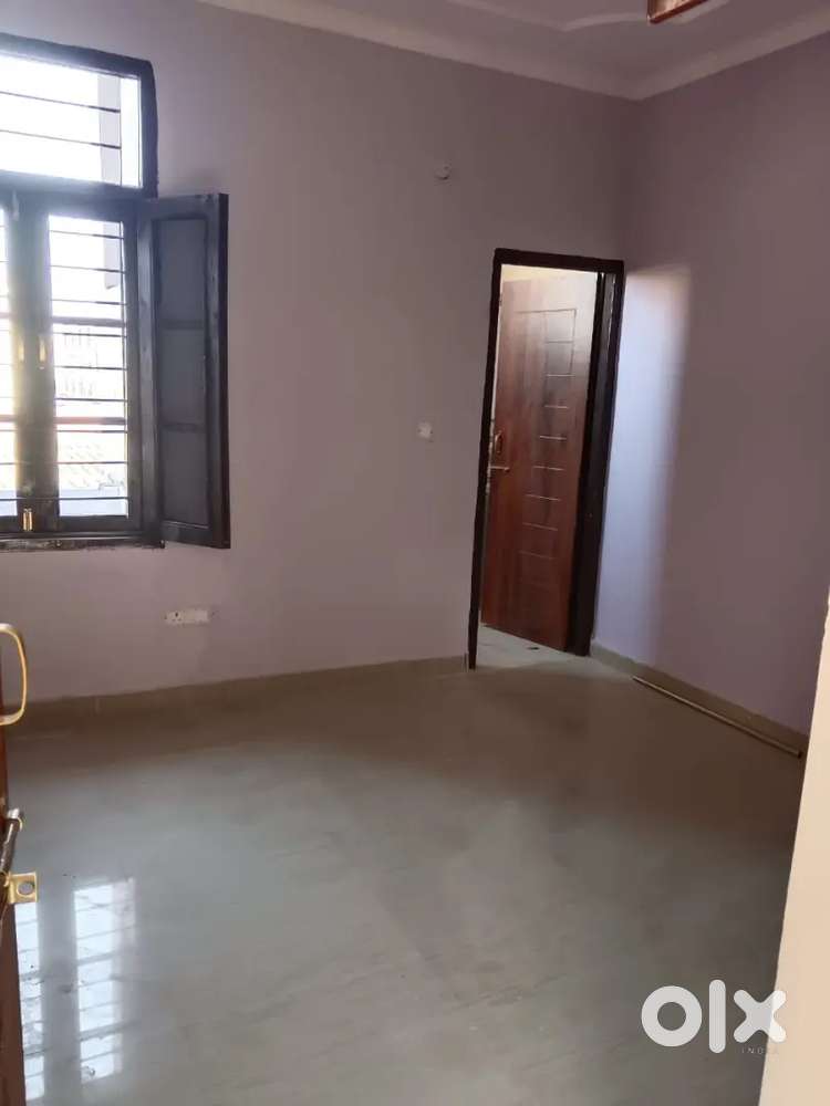 Mig 2+1 bhk ground floor sector 38 west chandigarh