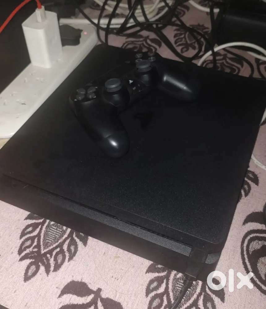 Ps4 slim 1 tb