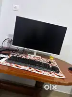 Samsung m7 32inch moniter