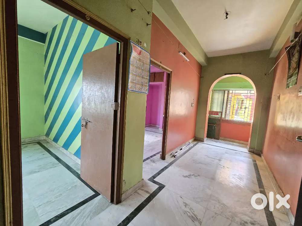 2 BHK UNFURNISHED FLAT FOR RENT IN TOLLYGUNJ METRO NEAR HARIDEVPUR