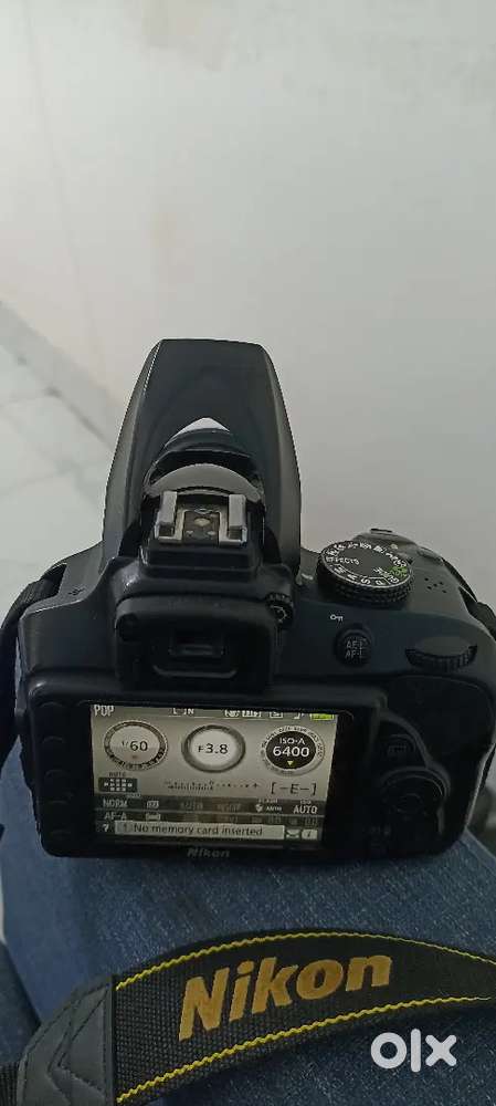 Nikon D3400 New like condition with Godox flash