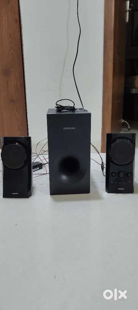 Samsung speakers with bass