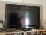 LG LCD TV with Remote control 32 inches