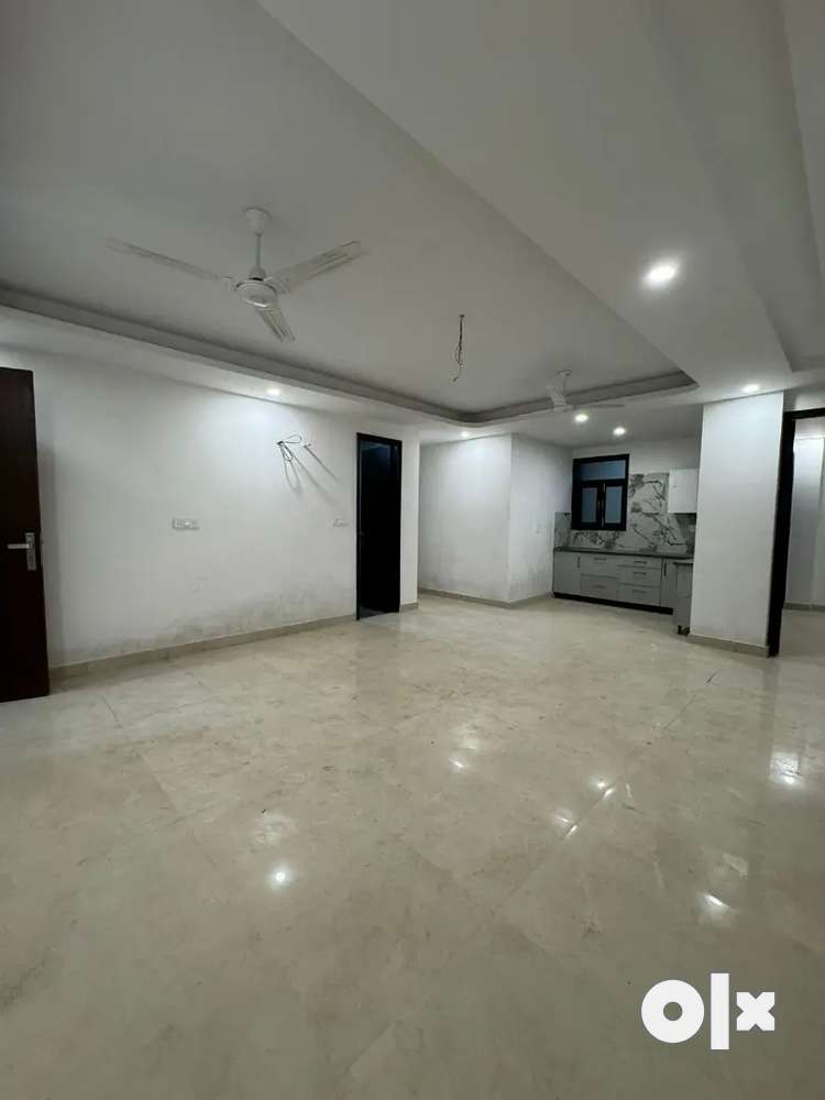 3BHK FLAT AVAILABLE FOR RENT IN SAKET