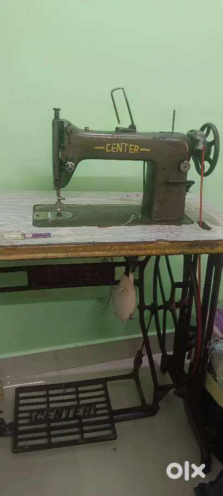 Sewing machine with additional Stand