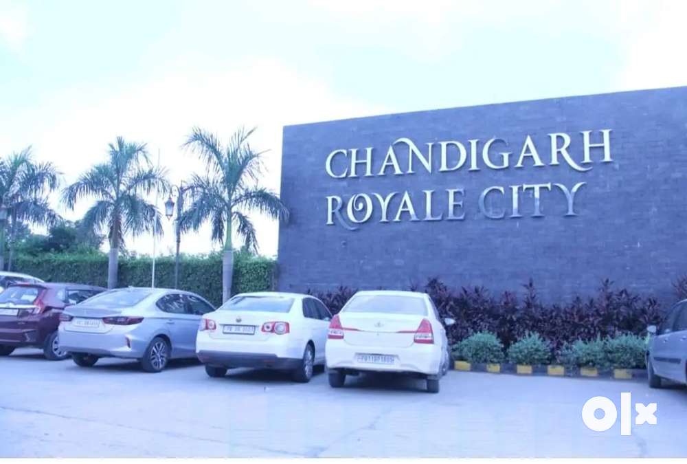 200 Sqyd Plot In front location at Chandigarh Royale city