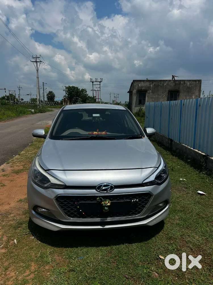 Hyundai i20 asta 6air bags fancy no 333