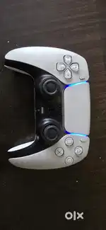 Play station 5 for sale with 4 games