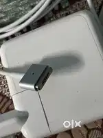 Macbook air (Magsafe 2 charger)