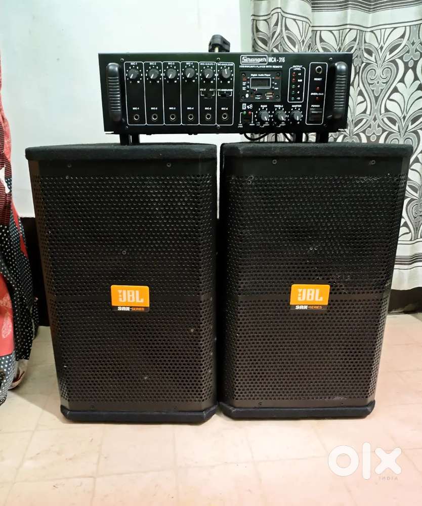 Dj Stranger Power Amplifier With Dj JBL Speakers