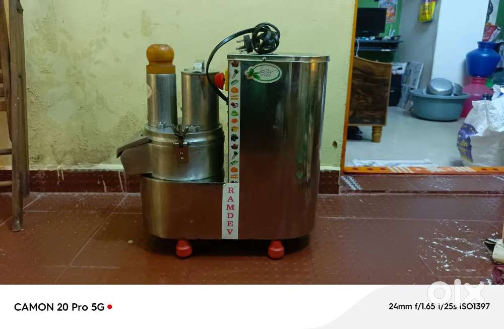 Onion cutting machine in include 1 blade and 6 extra blades