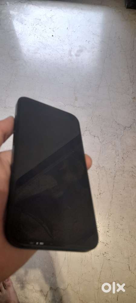 iPhone 13 128gb midnight