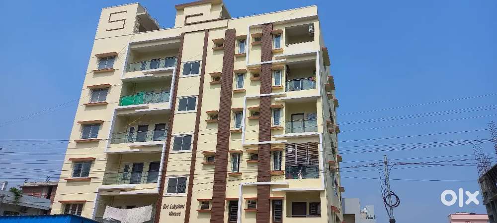 Spacious 3bhk 2100 SFT affordable price