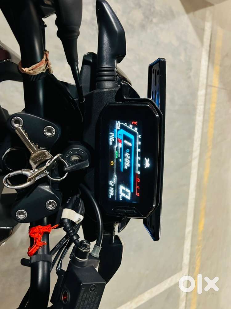 11 month old and one handed drive well condition