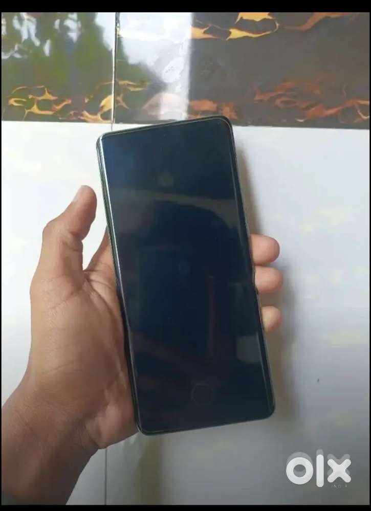 Realme 12 pro (8/256) new condition mobile