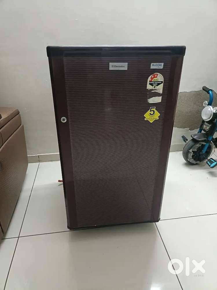 Urgent Sale for the Refrigerator