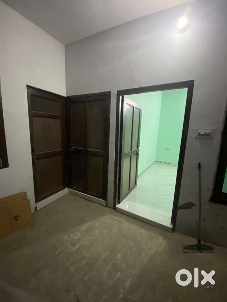 2 Room Set with kitchen