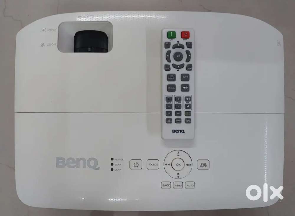 BENQ DLP PROJECTOR working + warranty