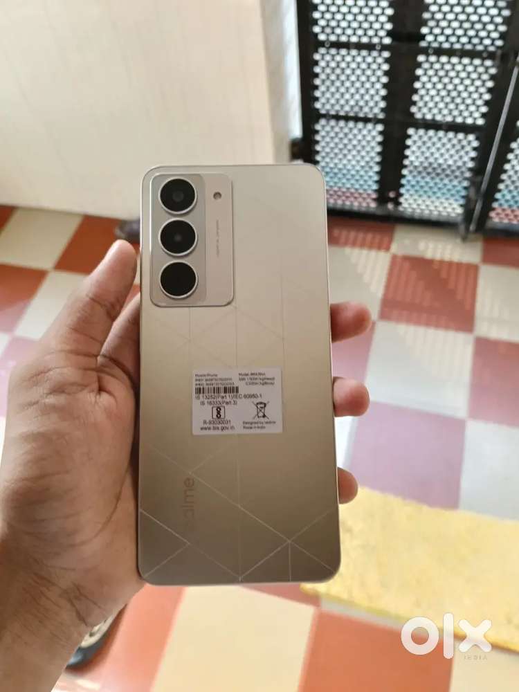 New mobile one 6 months used