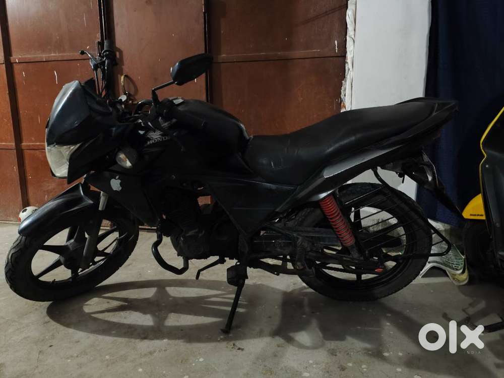 Brand cb twister  , modal 2011