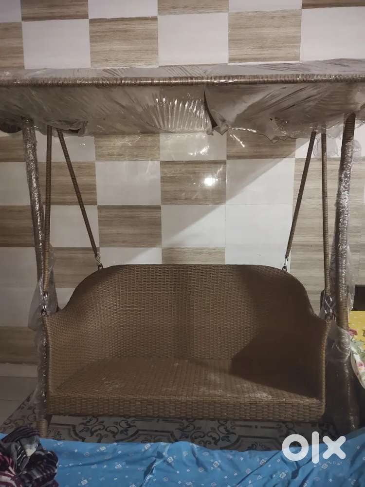 Comfortable Jhula for outdoor and indoor
