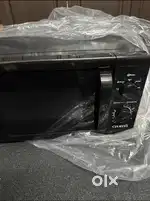 Croma M20 20L Solo Microwave Oven with Temperature Sensor (Black)