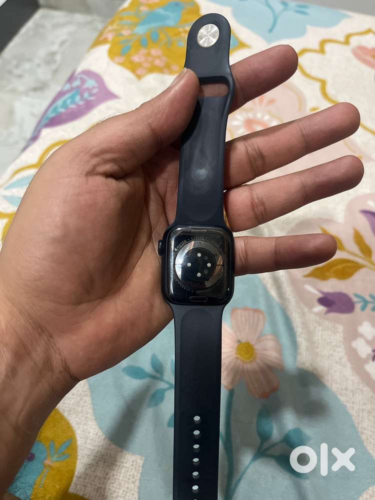 iwatch 7 with original charges box and one unused original belt