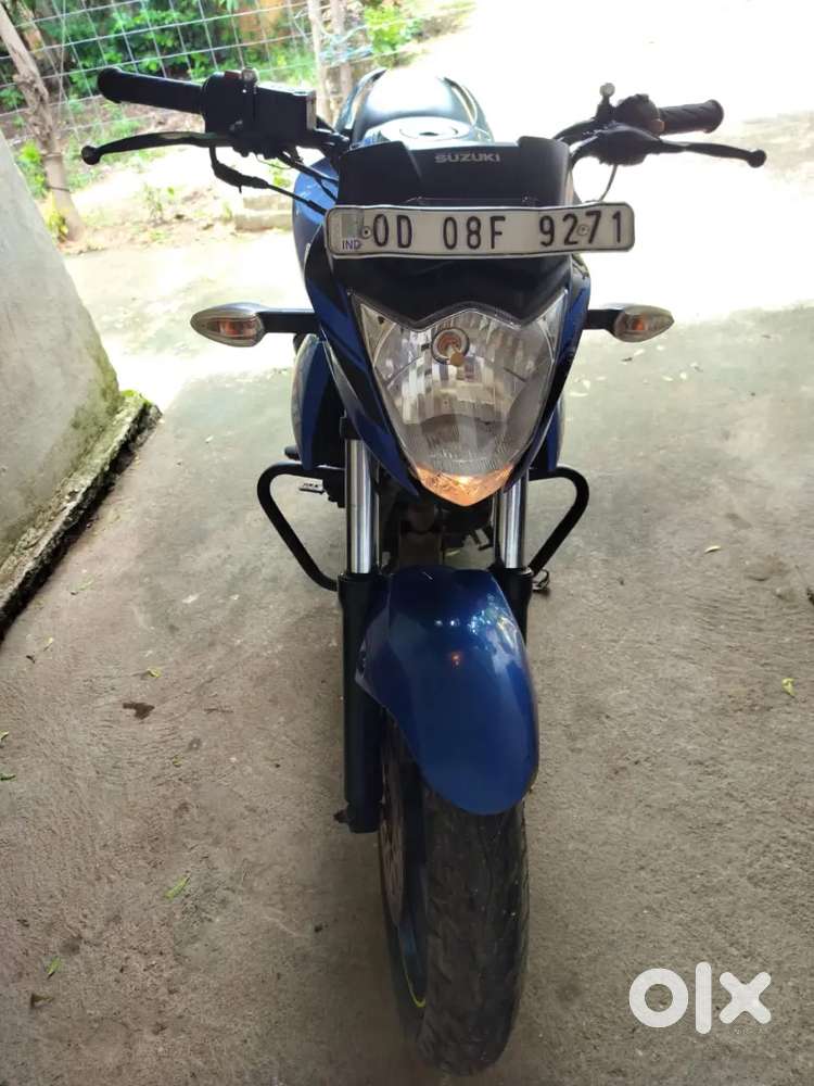 Suzuki Gixxer well maintained very good condition