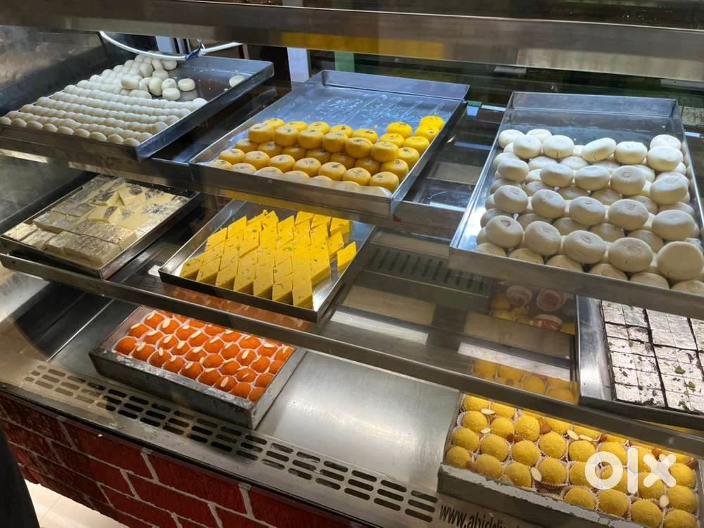 Urgent hiring chef for sweet halwai chaiye