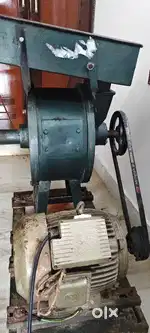 CHILLY POWDER MAKING MACHINE