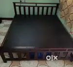 Queen size bed