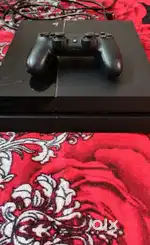 Good condition console