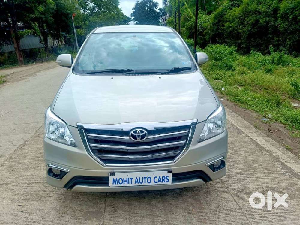 Toyota Innova 2.5 ZX 7 STR BS-IV, 2015, Diesel