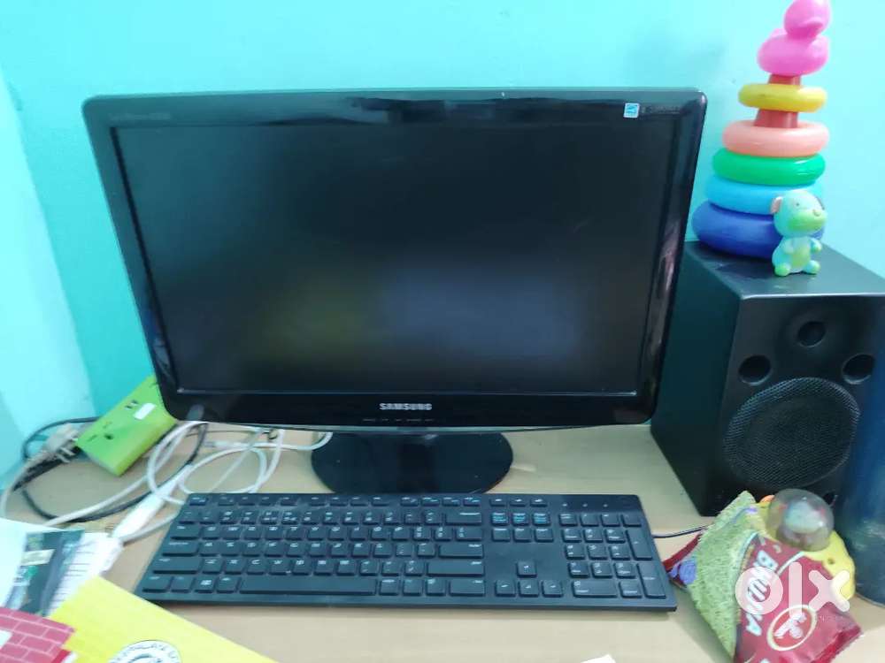 Urgent sell my computer one hand use only