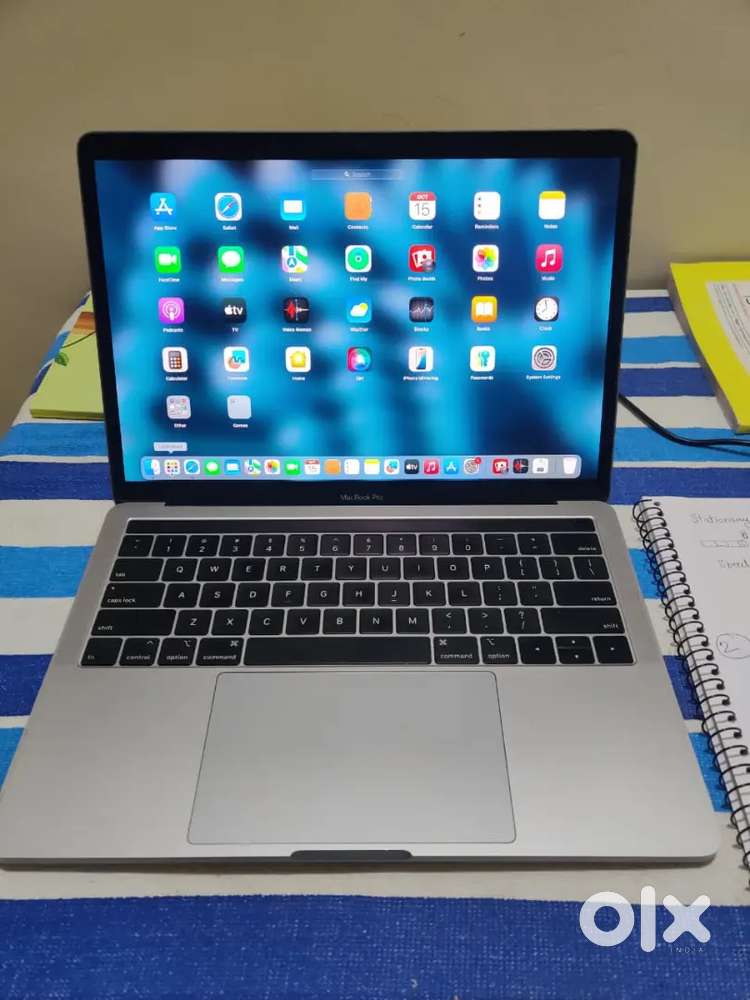 MacBook pro 2019 A1990