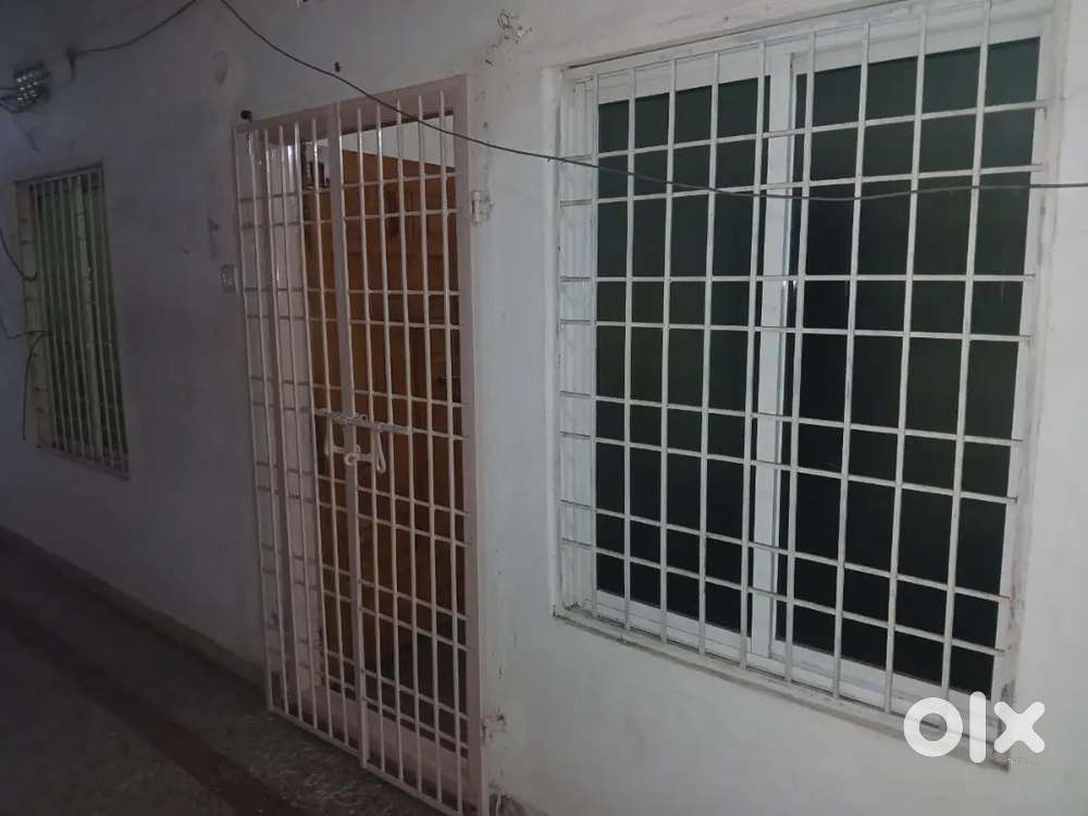 Rent for house in Baji junction