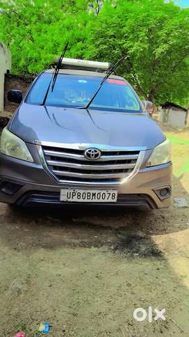 Toyota Innova 2010
