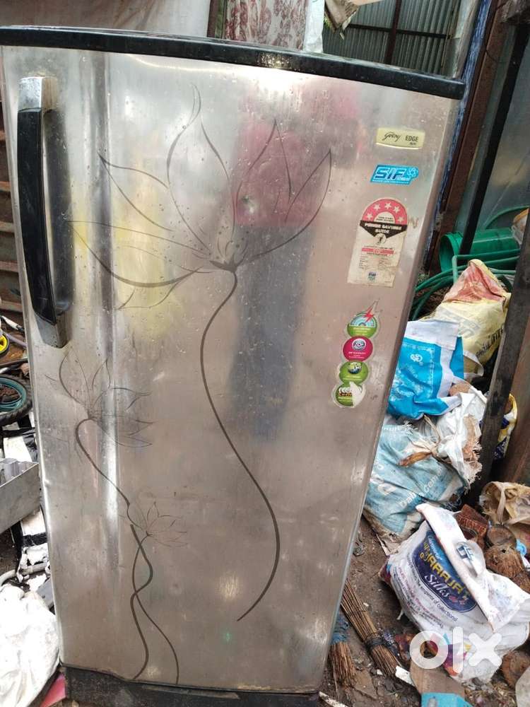 Two Hand fridge can be used for Hotel or Home Or for shops