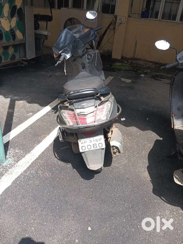 Meastro edge scooty