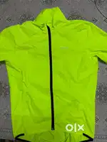Triban Decathlon waterproof windbreaker