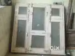 Saagon wooden window